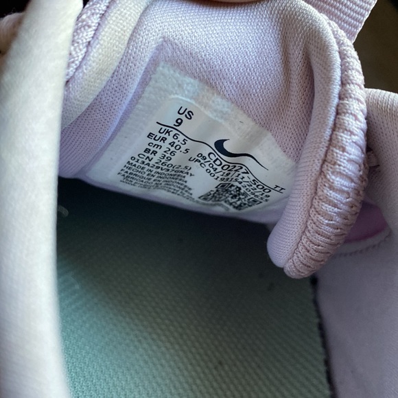 Nike Flex Shoes - Picture 4 of 4